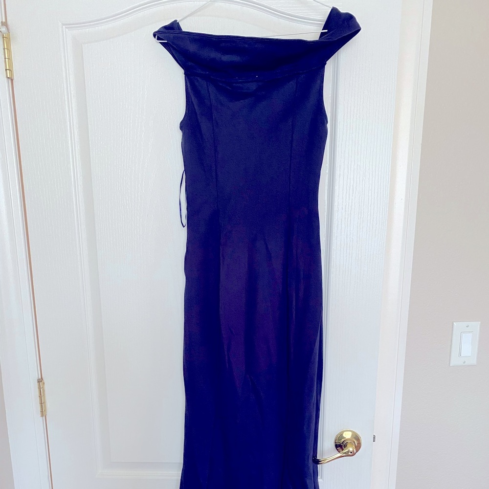Beautifully long Navy dress